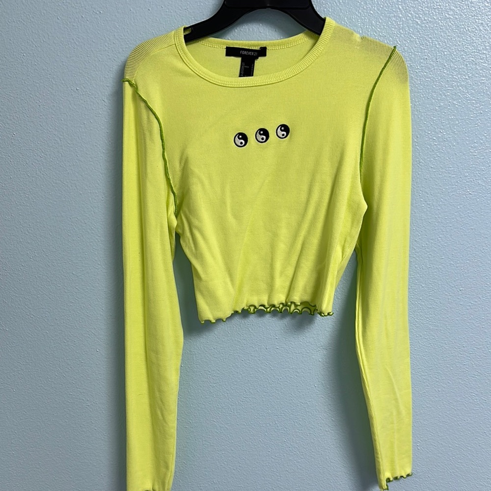 Forever 21 Crop top